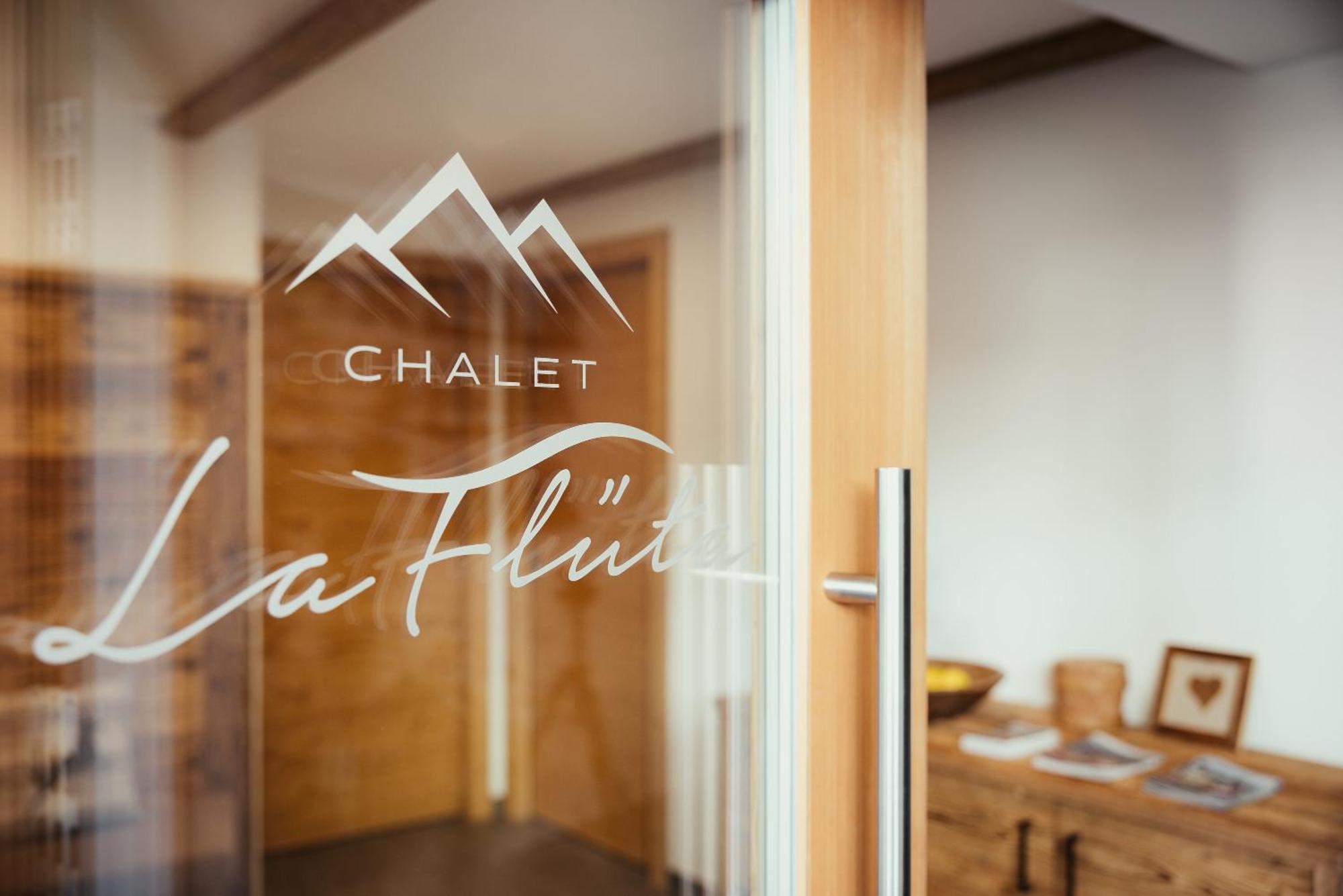 Chalet La Flueta Margherita 拉瓦莱 外观 照片