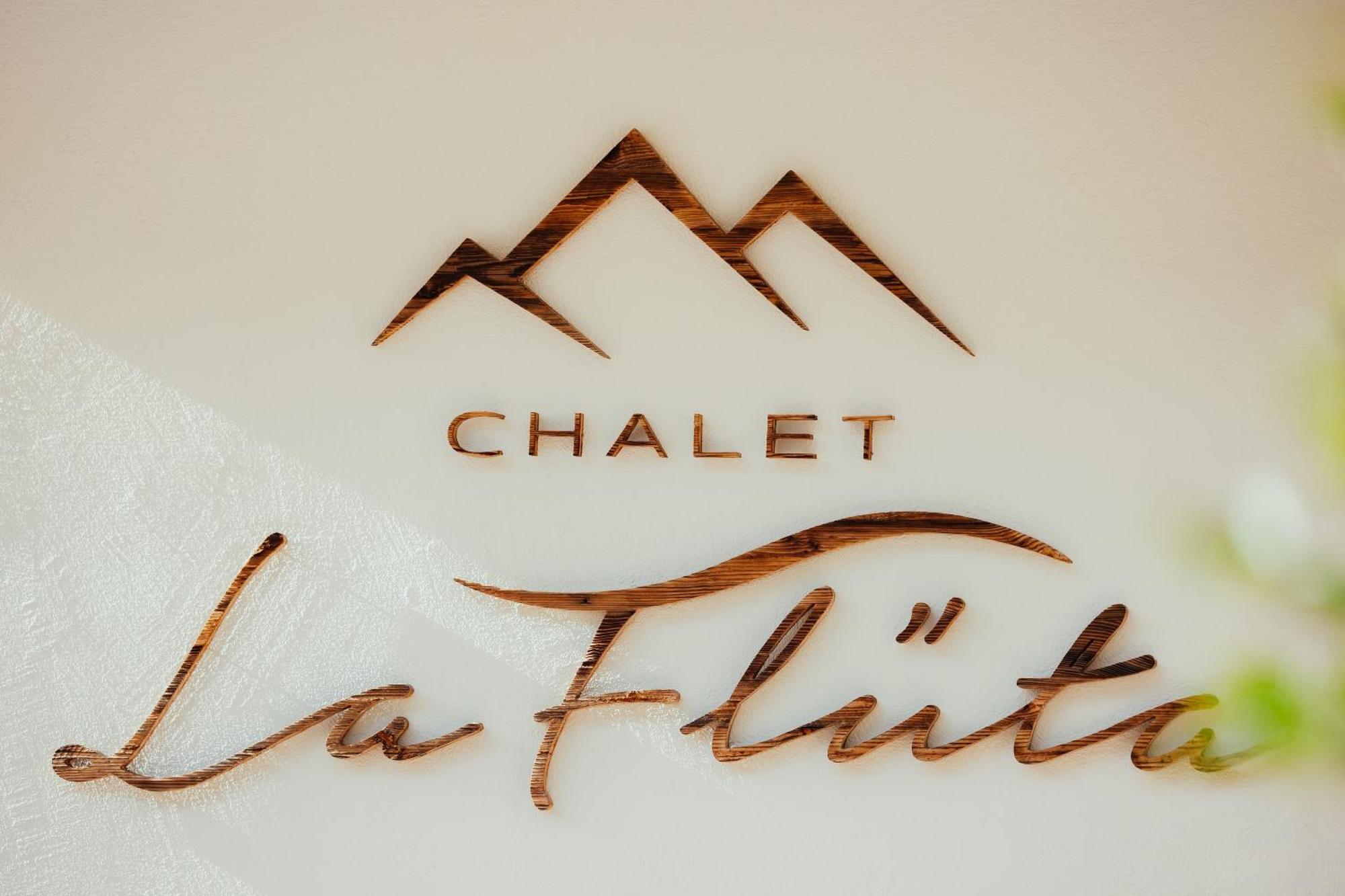 Chalet La Flueta Margherita 拉瓦莱 外观 照片